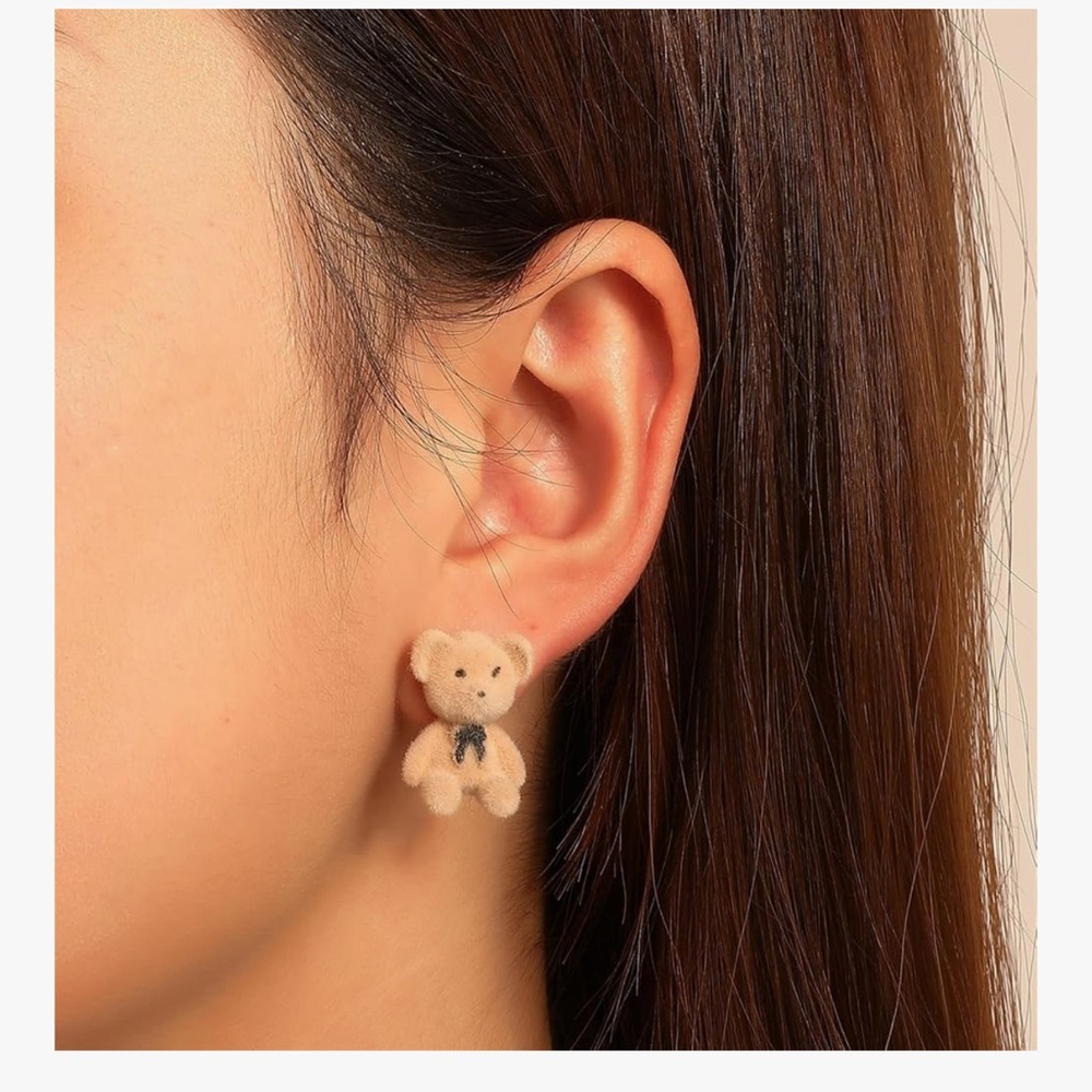 Teddy bear earrings worn once.